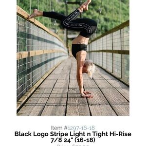 Zyia light n tight logo 7/8ths leggings